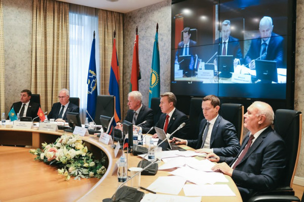 photo_5309827803182651130_x (1)